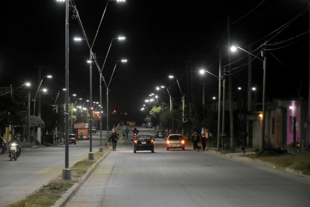 Nueva iluminación en la avenida La Quiaca de Alto Comedero