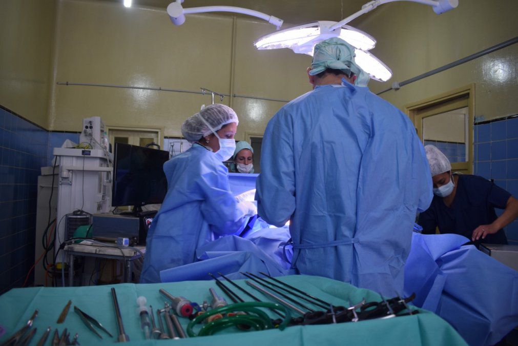 La cartera sanitaria arbitra las medidas para dar respuesta en distintas especialidades, asegurando la atención a pacientes sin obra social.