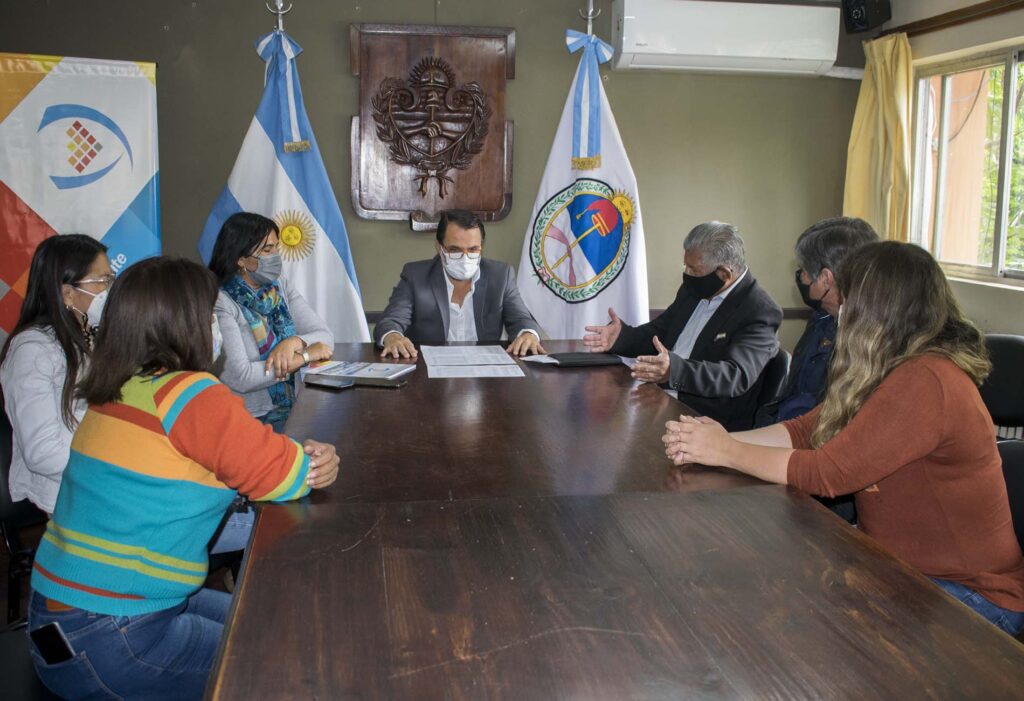 Concejales recibieron a veteranos del Centro de Veteranos de Guerra de Malvinas en Jujuy para abordar actividades por el 40° Aniversario de la gesta. 