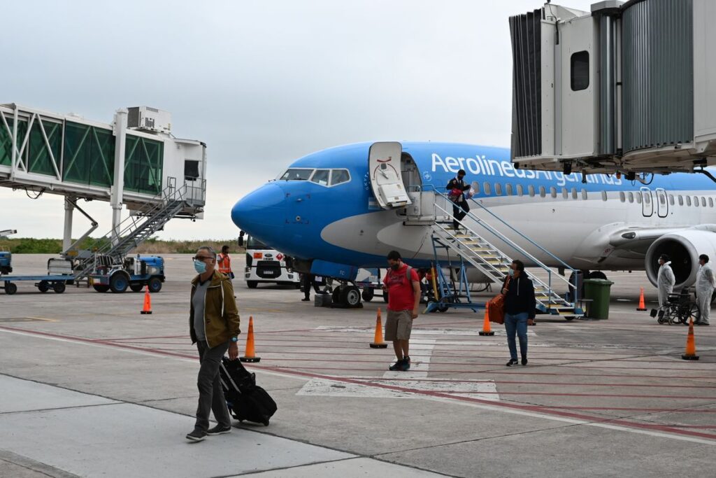 Desde el mes de abril Jujuy sumará vuelos logrando así 18 frecuencias semanales a Buenos Aires y 4 a Córdoba.