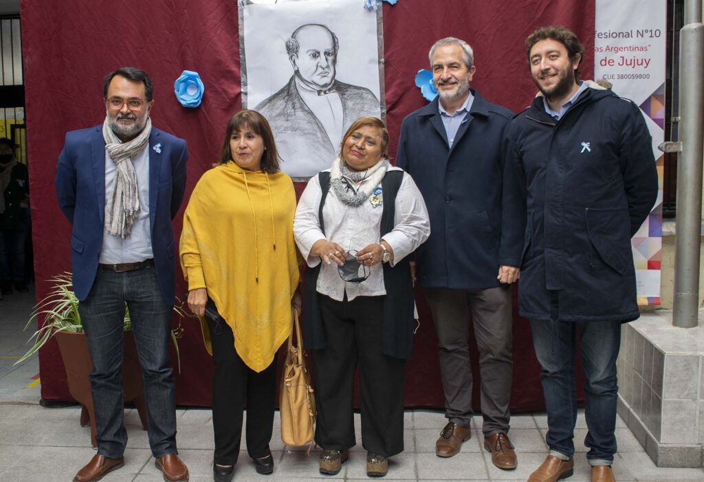 En el marco de un nuevo aniversario de la “Escuela Profesional Nº 8 Sarmiento”, ediles capitalinos acompañaron a la comunidad educativa en la celebración de los 111 años, cumplidos el pasado 20 de mayo.