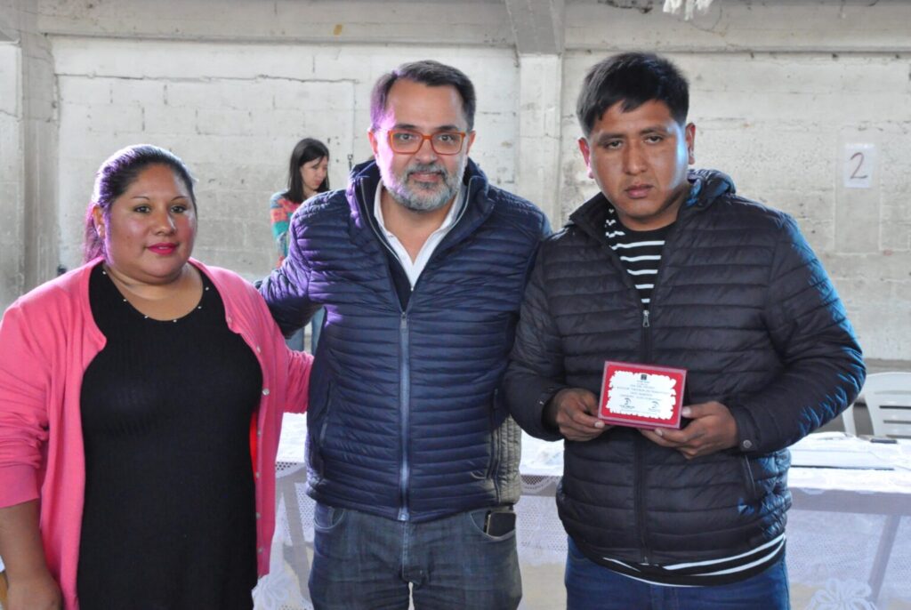 Con un almuerzo para agasajar a los reconocidos en el programa “Vecinos en Territorio”, se eligieron a personalidades destacadas en cada distrito de la ciudad.